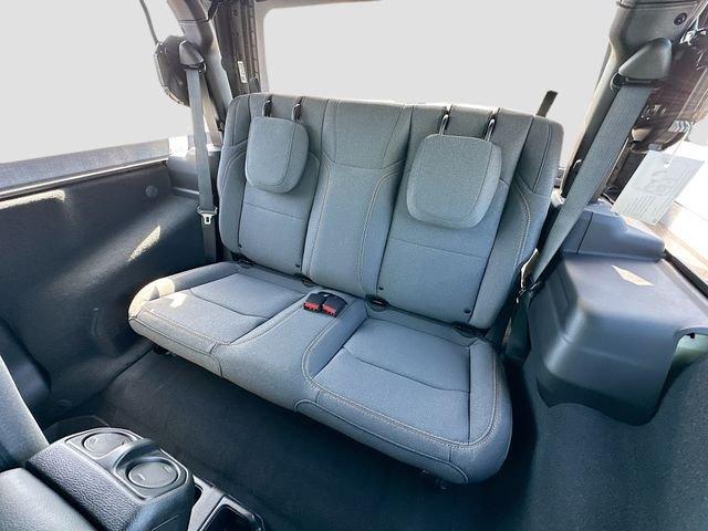 Jeep Wrangler Sport 4Wd - Thumbnail 17