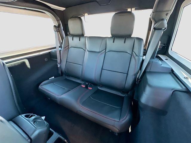 Jeep Wrangler Rubicon X With Navigation & 4Wd - Thumbnail 18