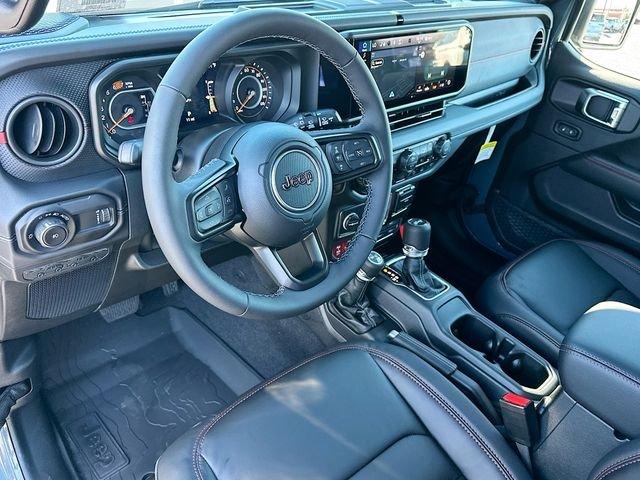 Jeep Wrangler Rubicon X With Navigation & 4Wd - Thumbnail 7