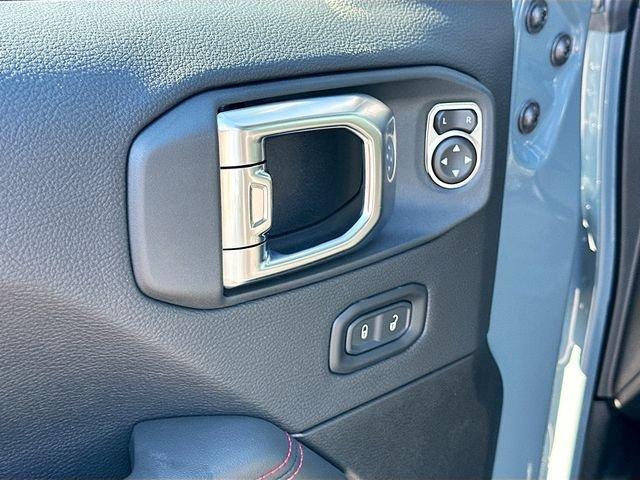 Jeep Wrangler Rubicon X With Navigation & 4Wd - Thumbnail 14