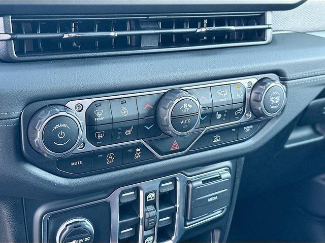 Jeep Wrangler Sahara 4Wd - Thumbnail 11