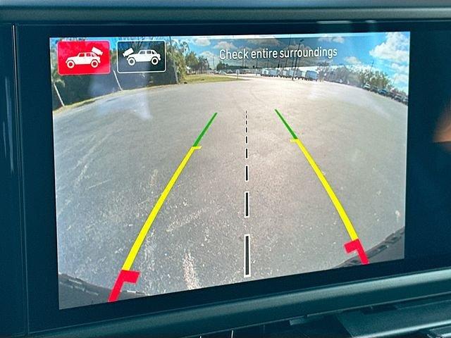 Jeep Wrangler 392 With Navigation & 4Wd - Thumbnail 10