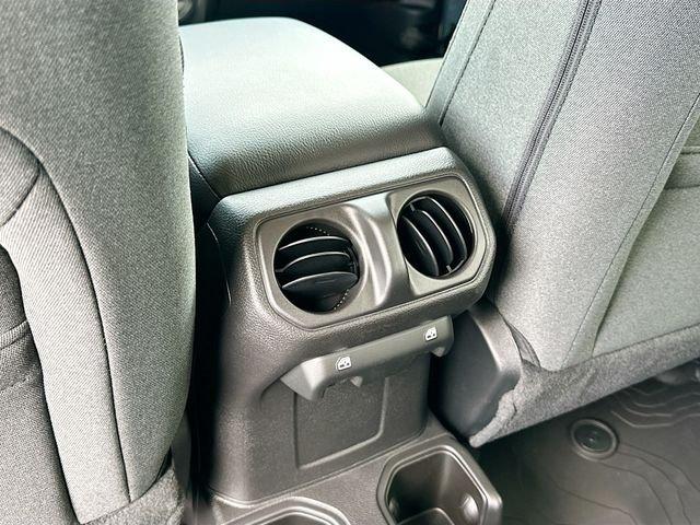 Jeep Wrangler Sport S 4Wd - Thumbnail 18