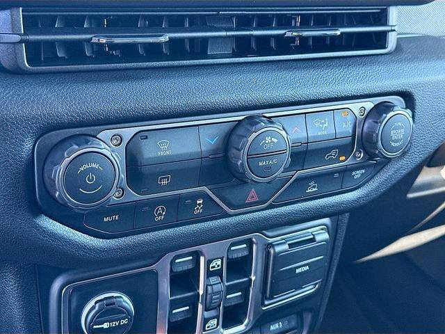 Jeep Wrangler Willys 4Wd - Thumbnail 11