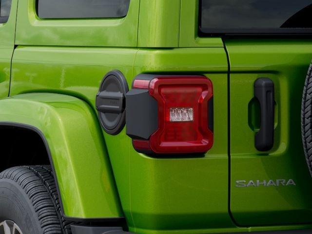 Jeep Wrangler Sahara With Navigation & 4Wd - Thumbnail 10