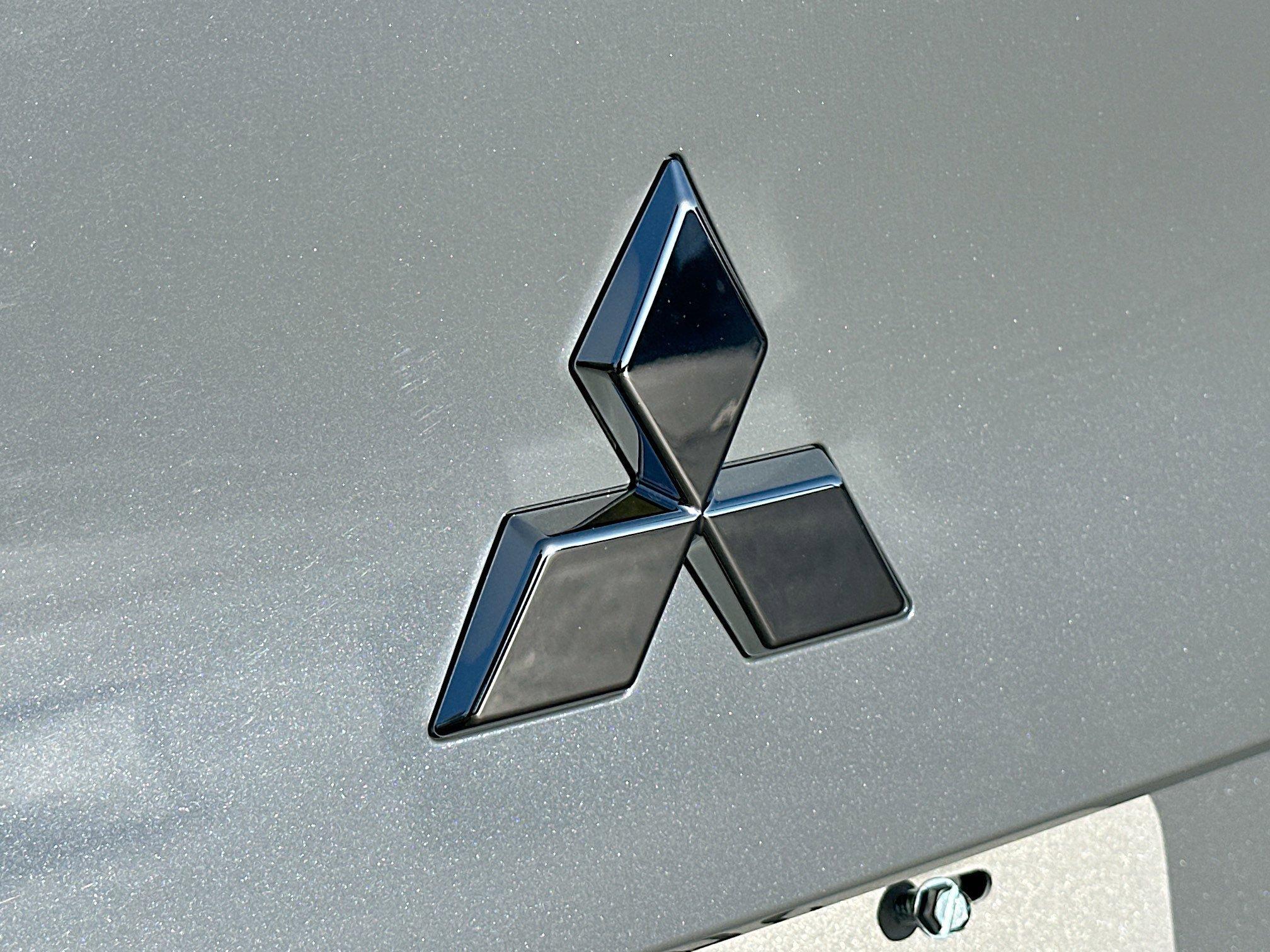 Mitsubishi Outlander Sel With Navigation - Thumbnail 20