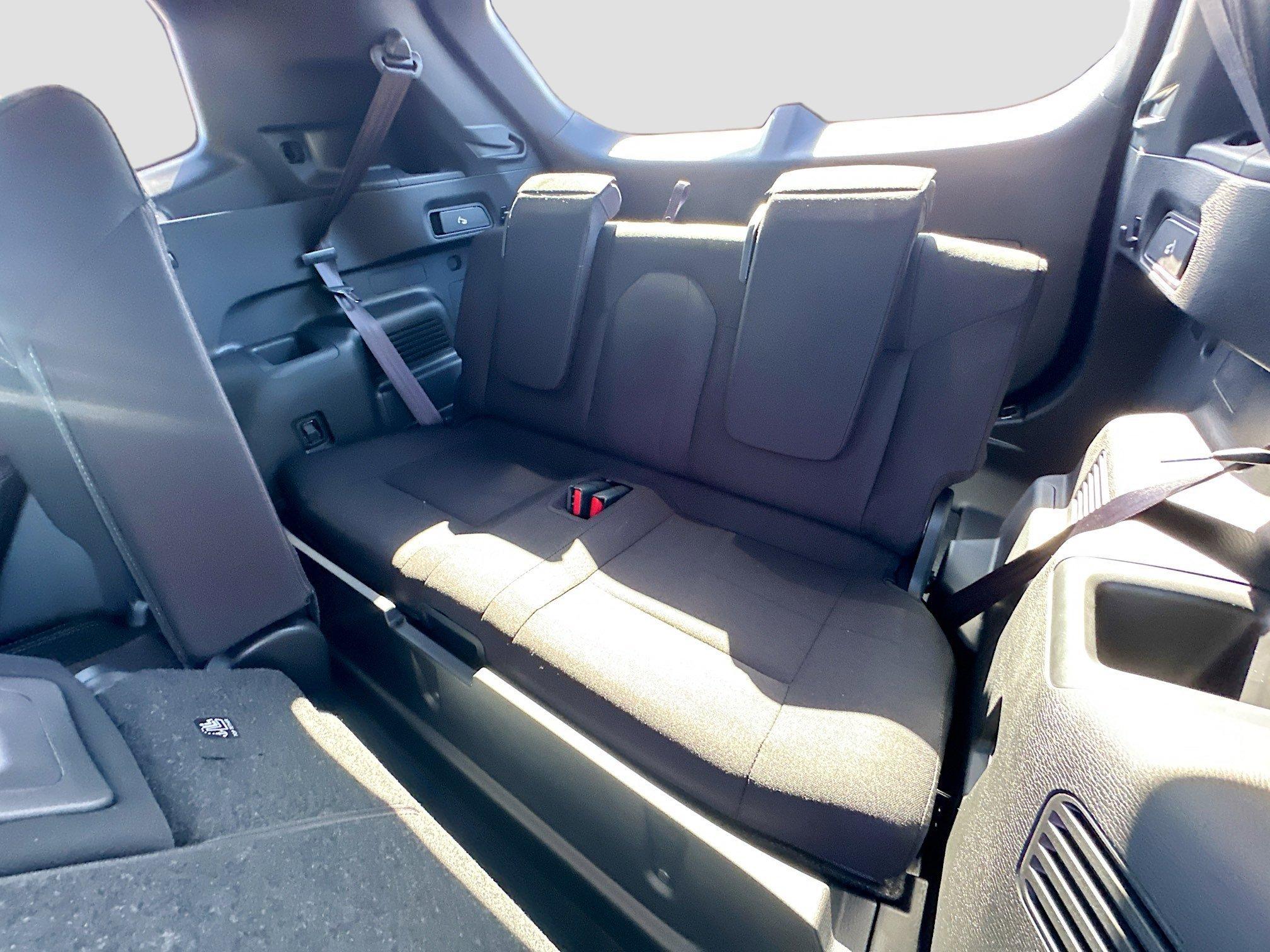 Mitsubishi Outlander Es With Navigation - Thumbnail 19