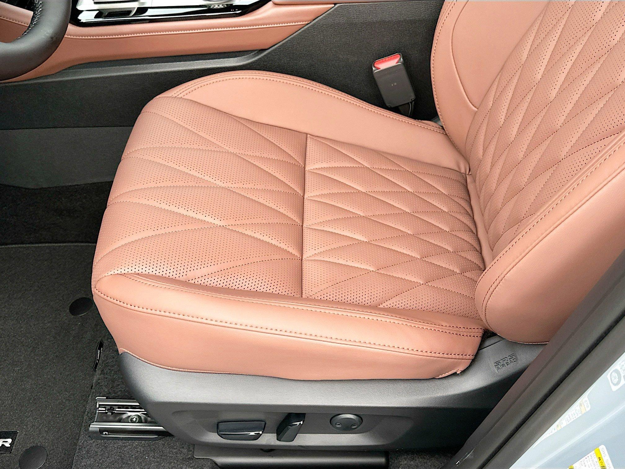 Mitsubishi Outlander Sel With Navigation - Thumbnail 15