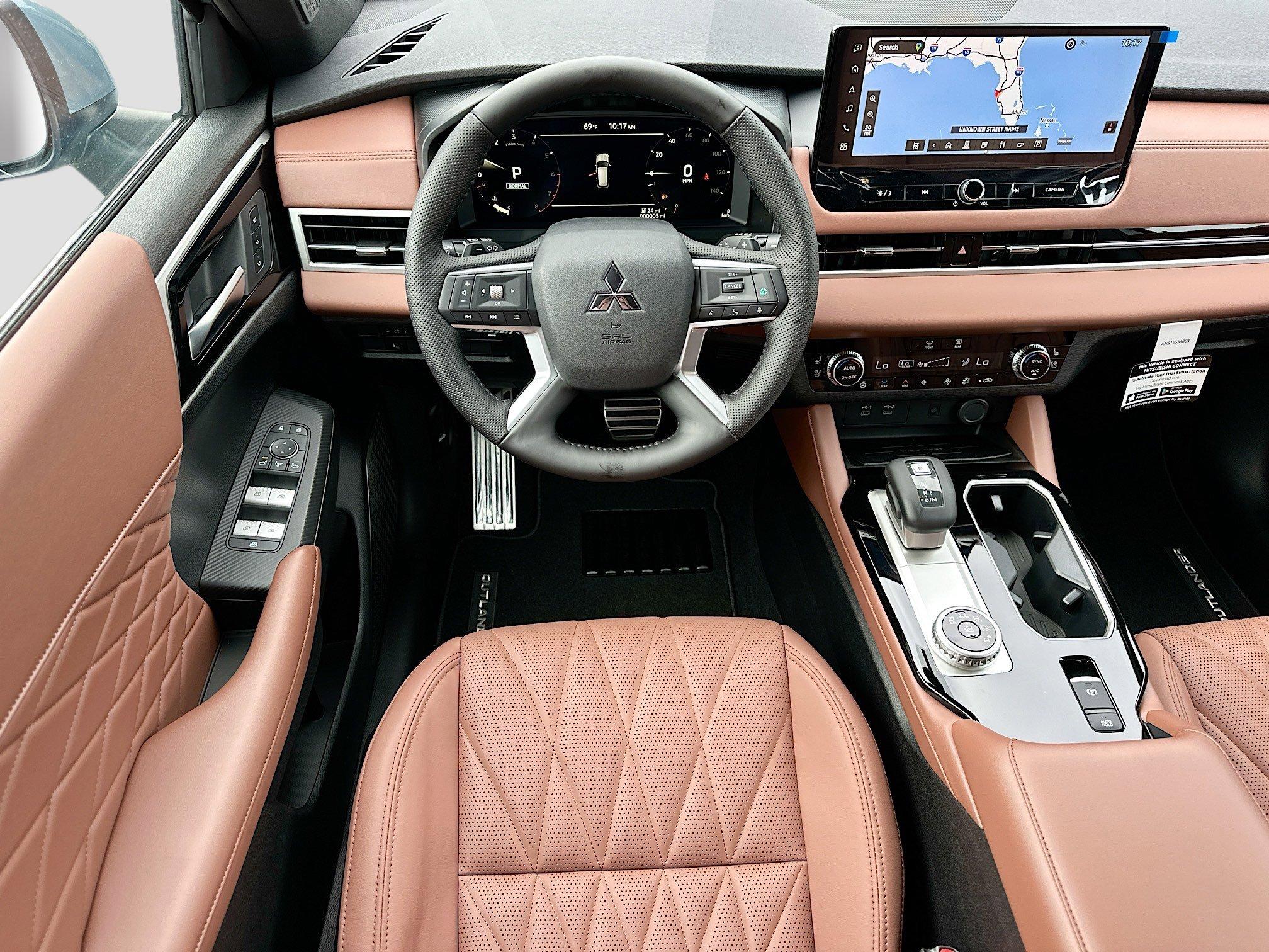 Mitsubishi Outlander Sel With Navigation - Thumbnail 17