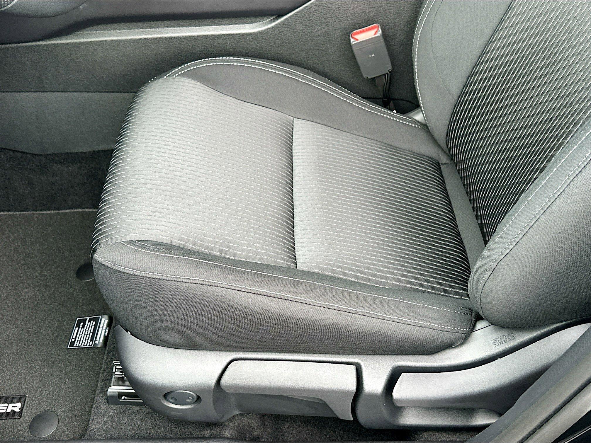 Mitsubishi Outlander Es With Navigation - Thumbnail 15