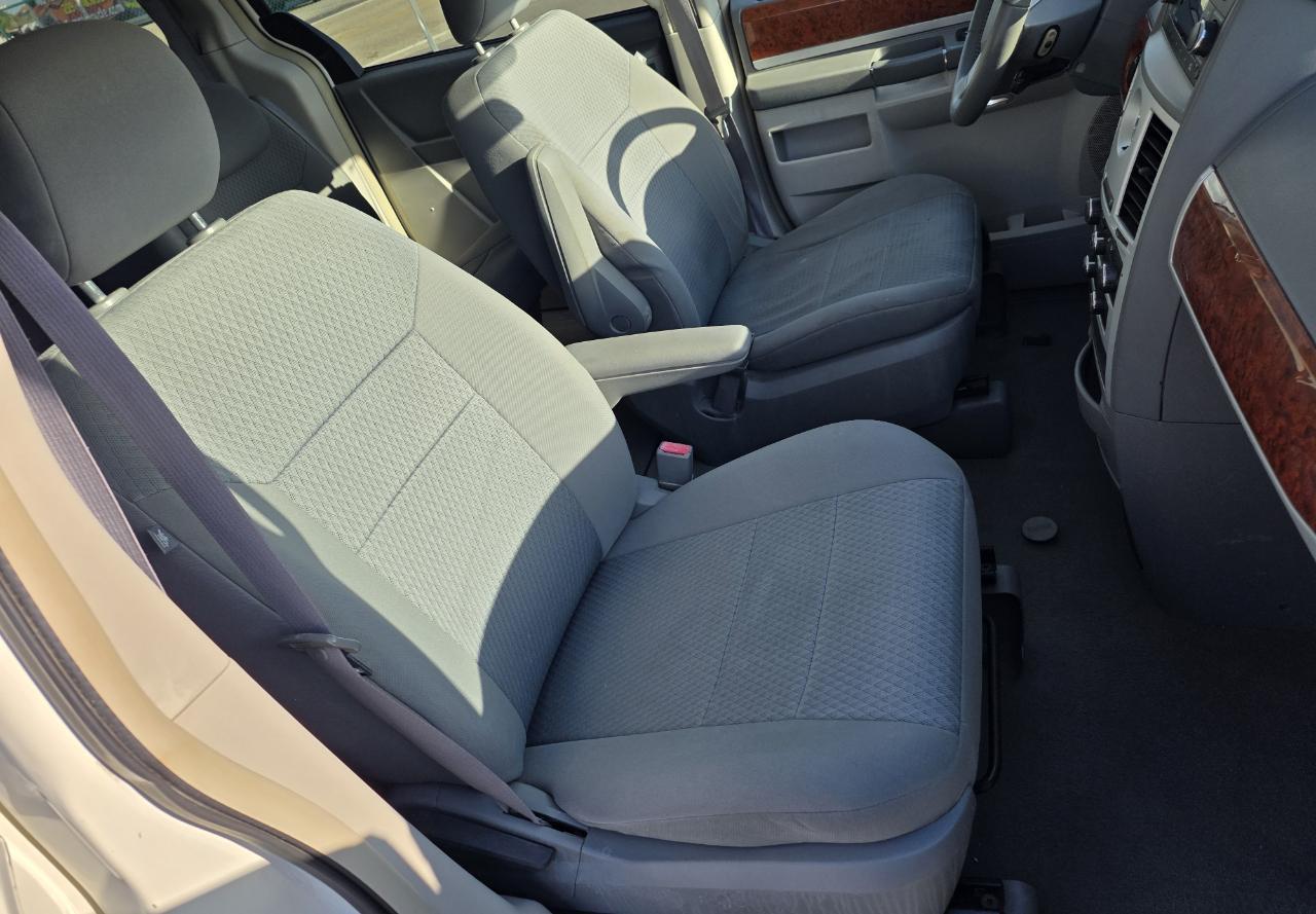 Chrysler Town & Country4Dr Wgn Touring - Thumbnail 19