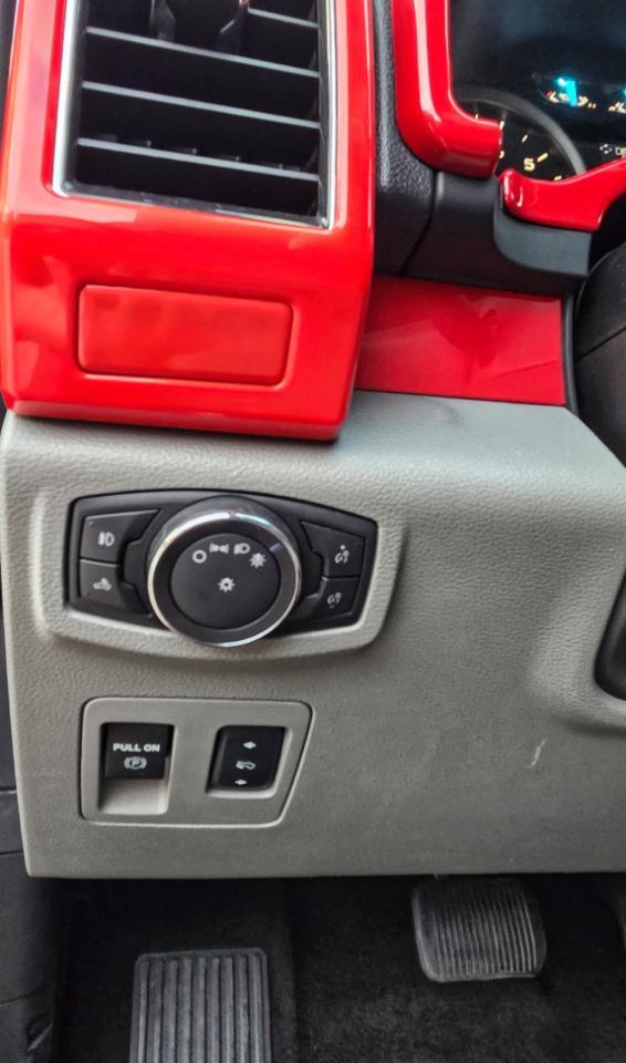 Ford F-150Xlt 2Wd Supercrew 5.5' Box - Thumbnail 16