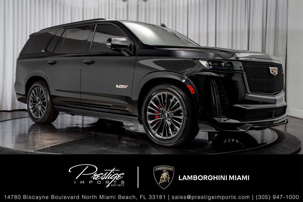 Cadillac Escalade - View 1