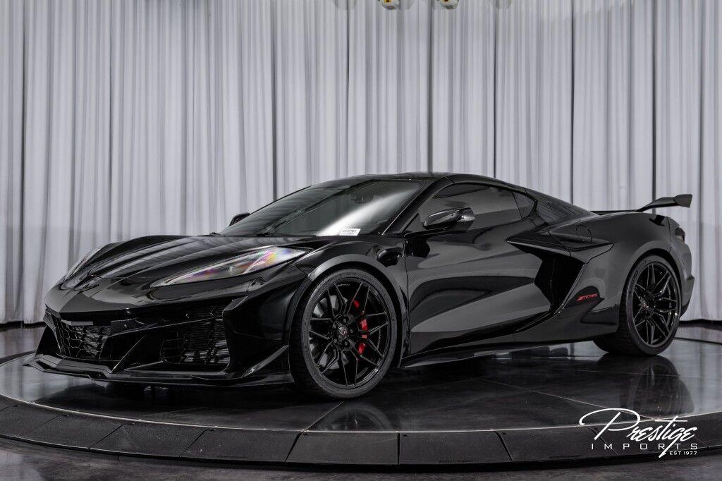 Chevrolet Corvette - Thumbnail 6