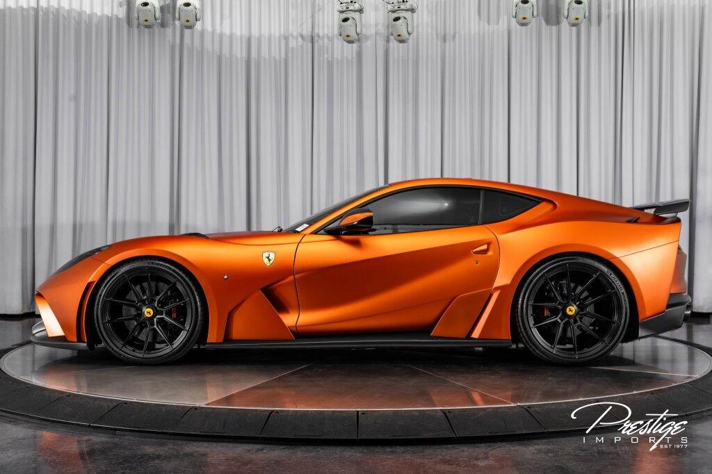 Ferrari 812 Superfast - Thumbnail 13