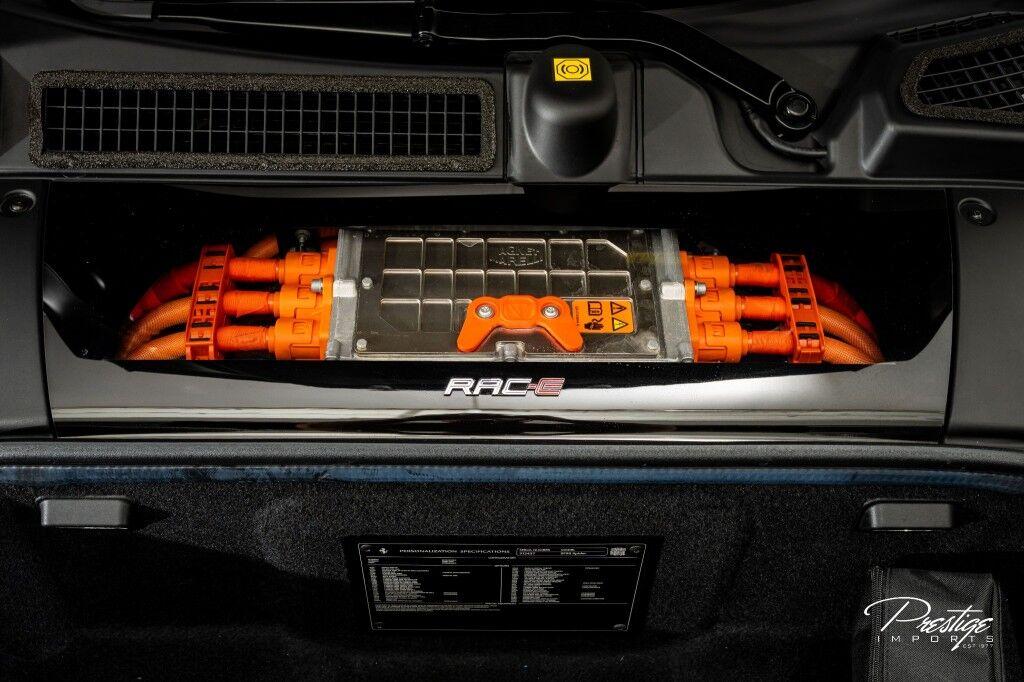 Ferrari SF90 Spider - Thumbnail 9