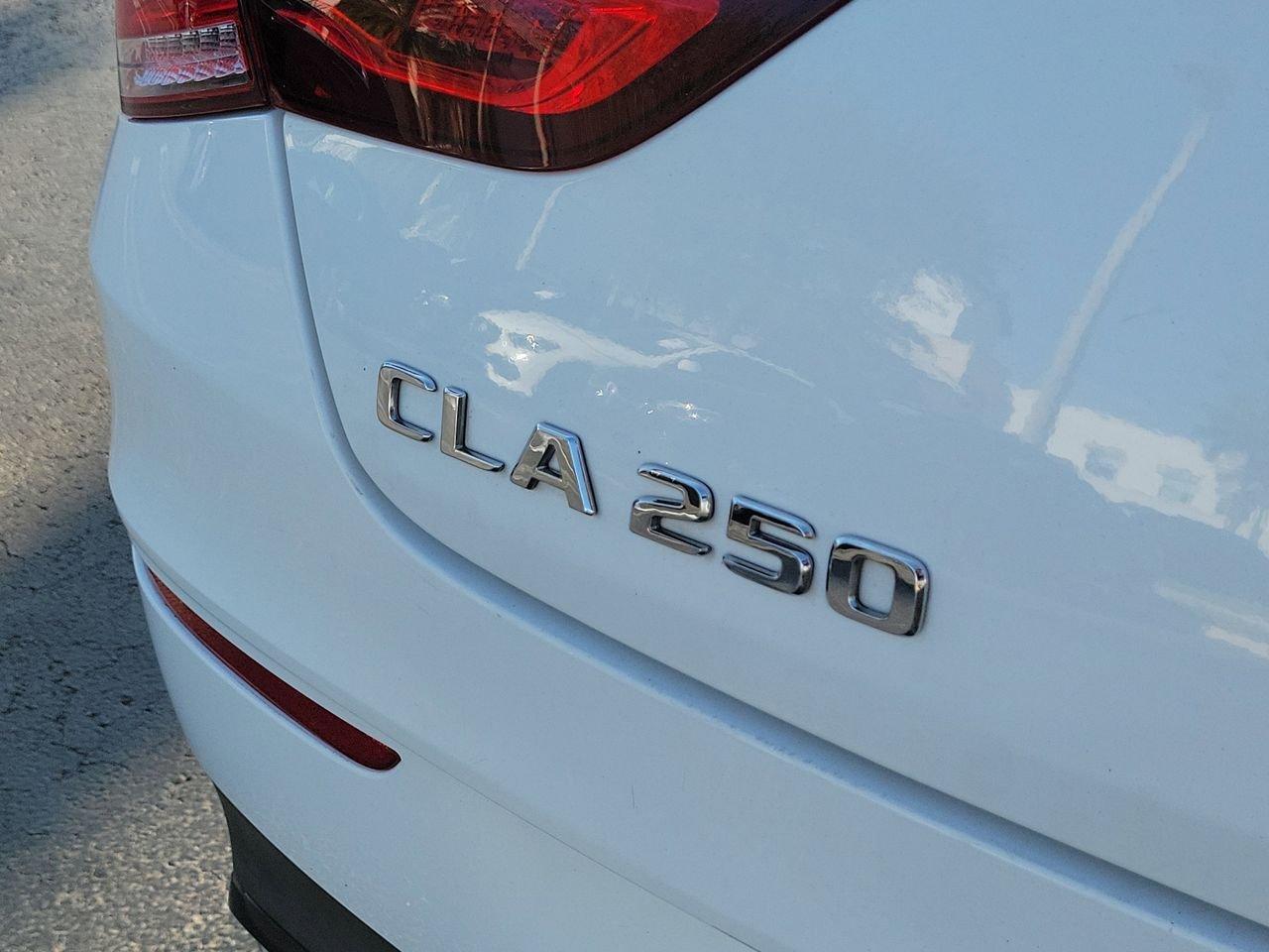 Mercedes-Benz Cla 250 - Thumbnail 8