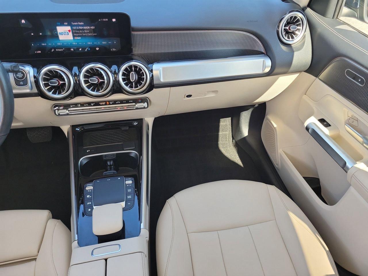 Mercedes-Benz Glb 250 - Thumbnail 16