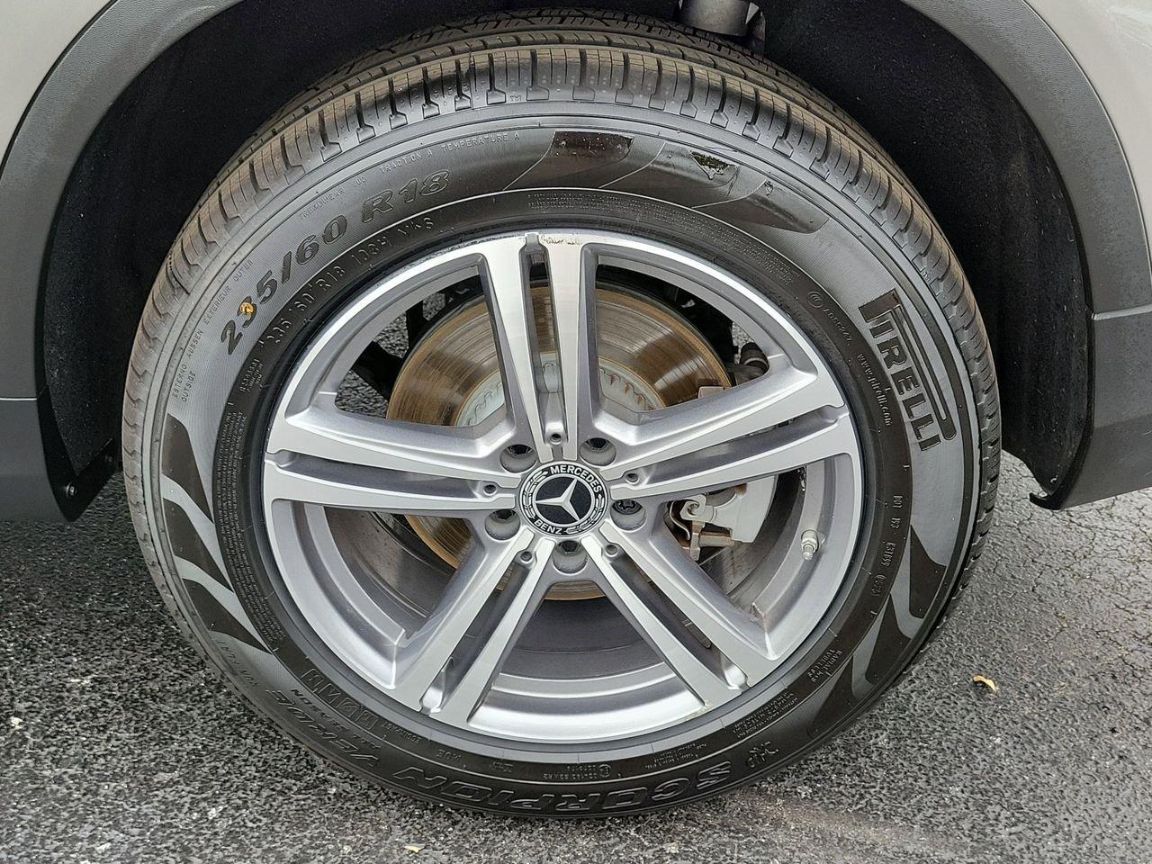 Mercedes-Benz Glc 300 - Thumbnail 9