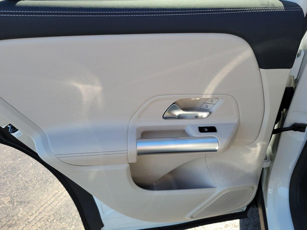 Mercedes-Benz Gla 250 - Thumbnail 12