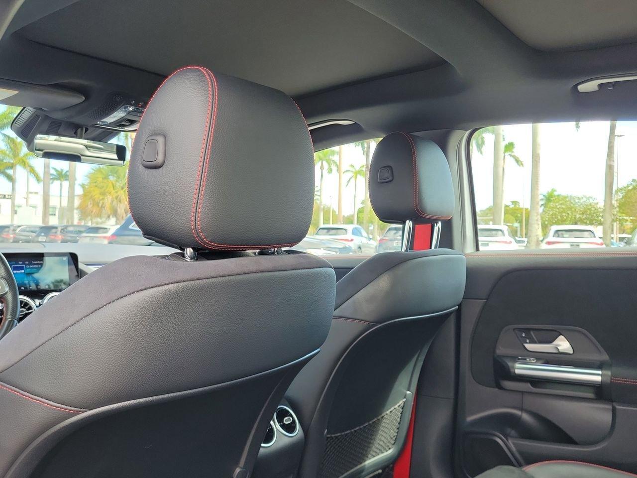 Mercedes-Benz Gla 35 Amg® - Thumbnail 14