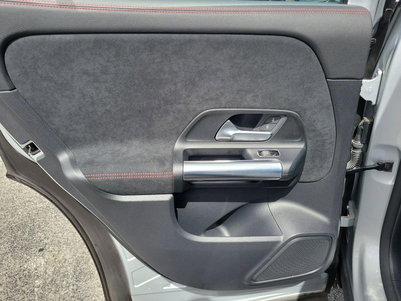 Mercedes-Benz Gla 35 Amg® - Thumbnail 13