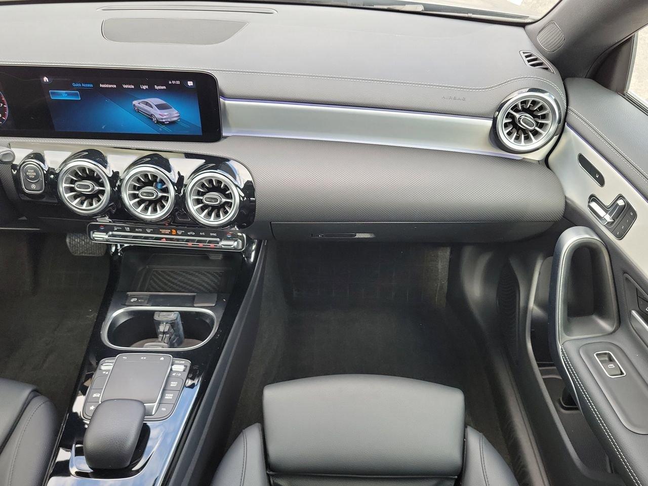 Mercedes-Benz Cla 250 - Thumbnail 16