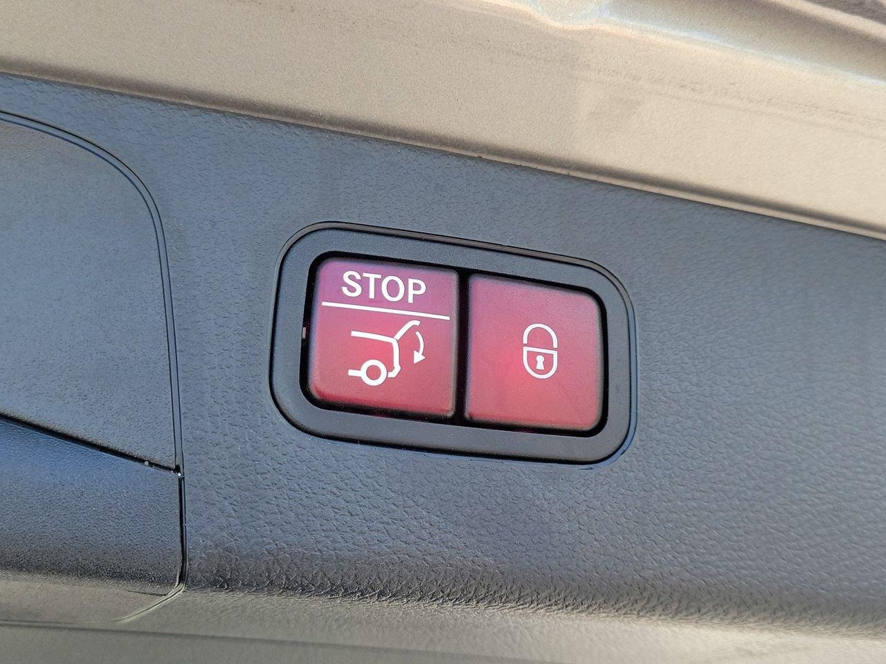 Mercedes-Benz Glc 300 - Thumbnail 10