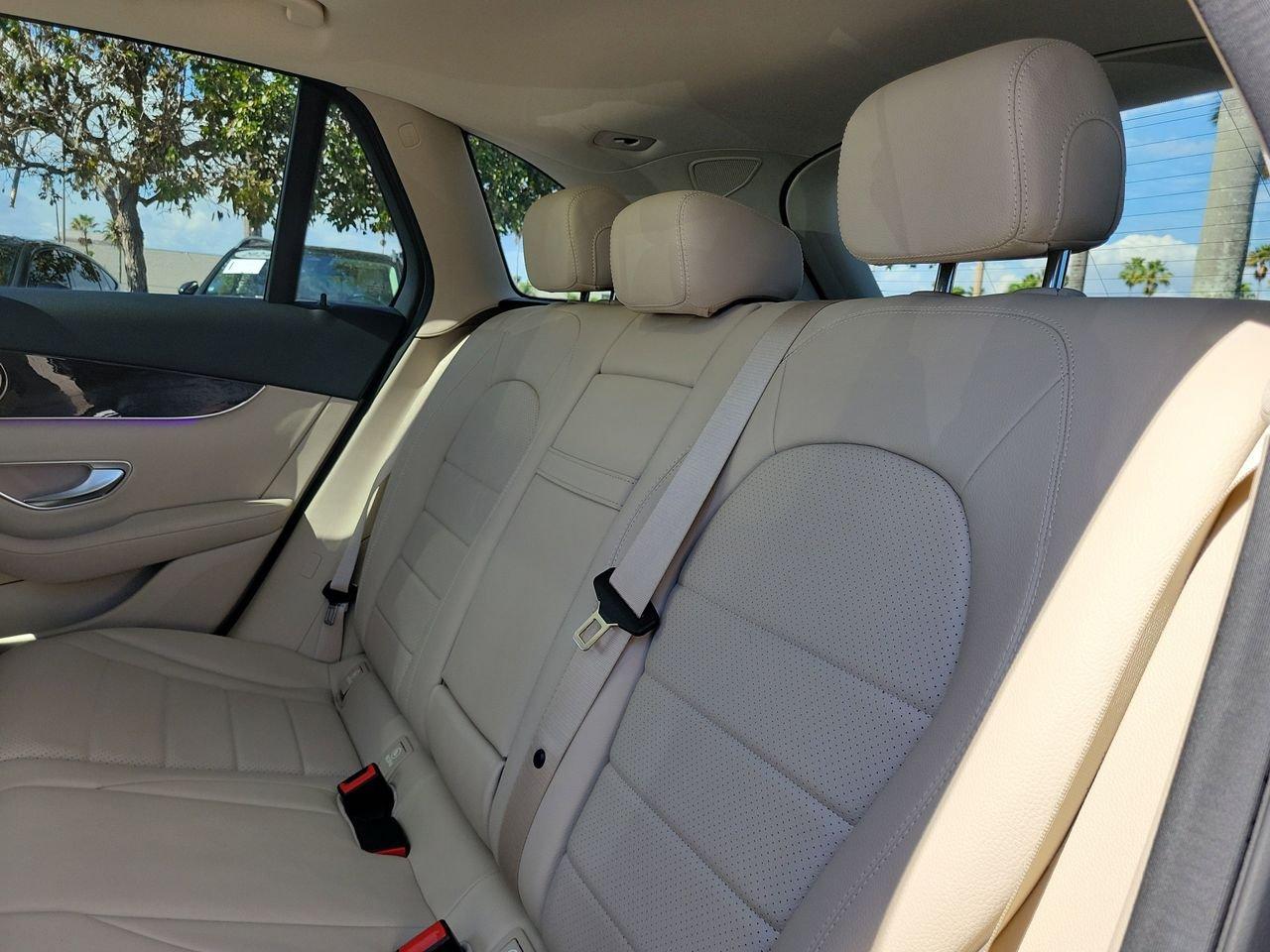 Mercedes-Benz Glc 300 - Thumbnail 14