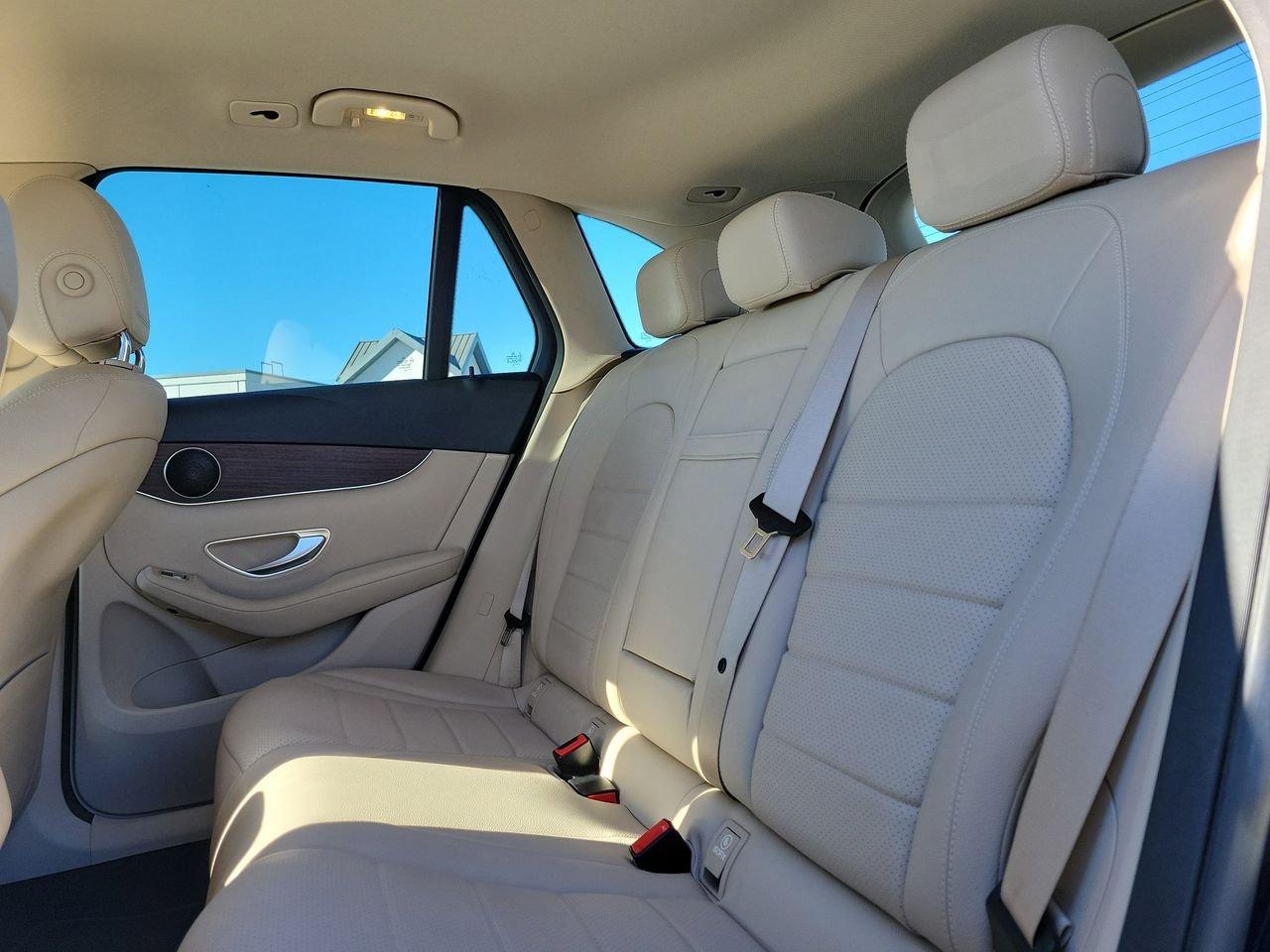 Mercedes-Benz Glc 300 - Thumbnail 13