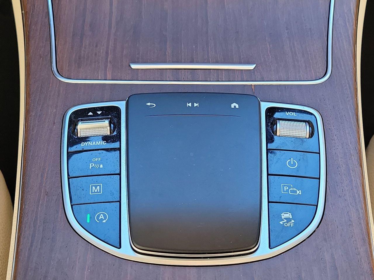 Mercedes-Benz Glc 300 - Thumbnail 20