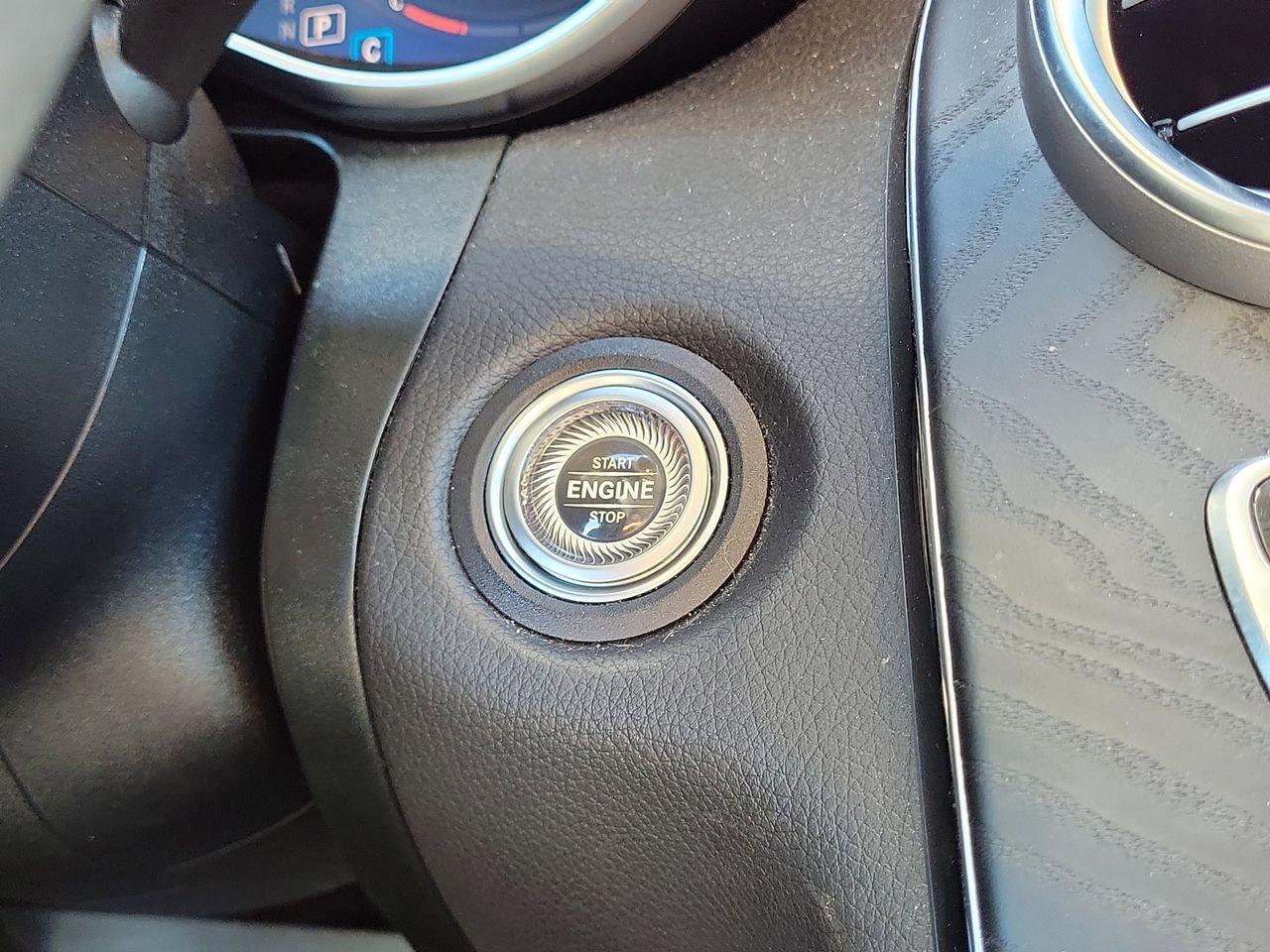 Mercedes-Benz Glc 300 - Thumbnail 20