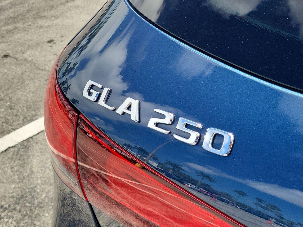 Mercedes-Benz Gla 250 - Thumbnail 8