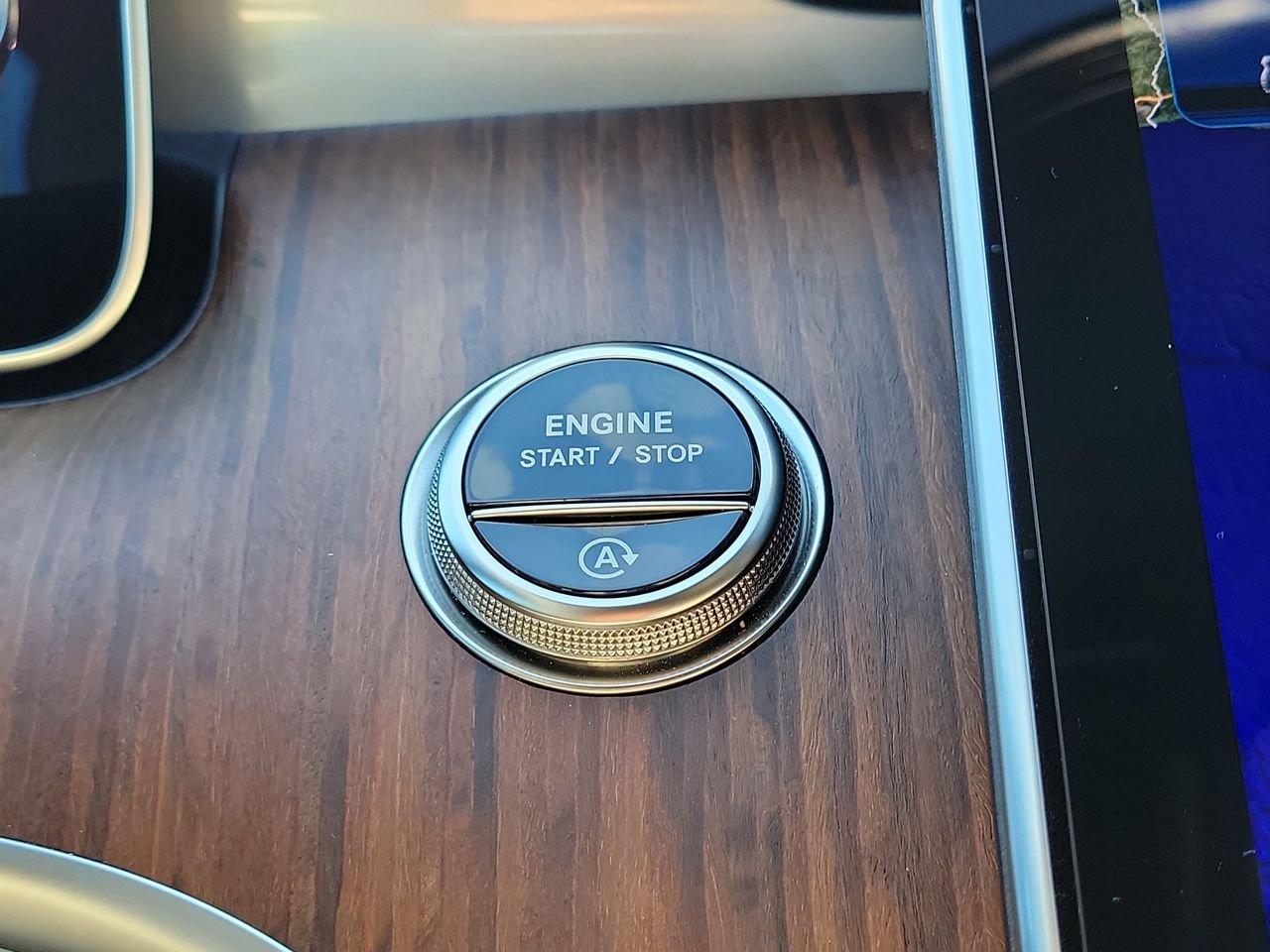 Mercedes-Benz C 300 - Thumbnail 19