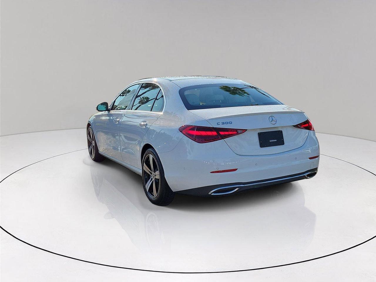 Mercedes-Benz C 300 - Thumbnail 5