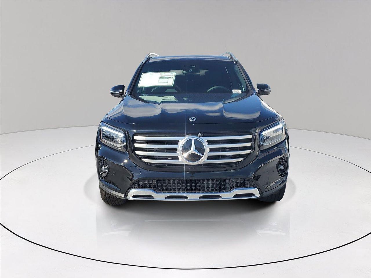 Mercedes-Benz Glb 250 - Thumbnail 3