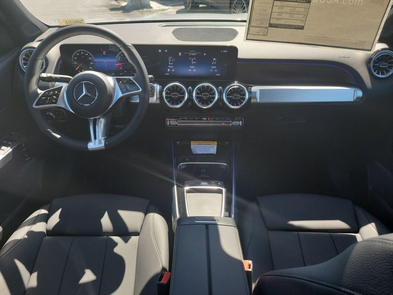 Mercedes-Benz Glb 250 - Thumbnail 14