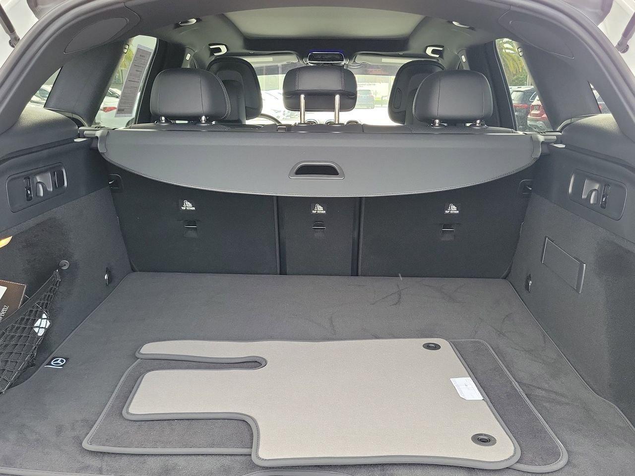 Mercedes-Benz Glc 300 - Thumbnail 9