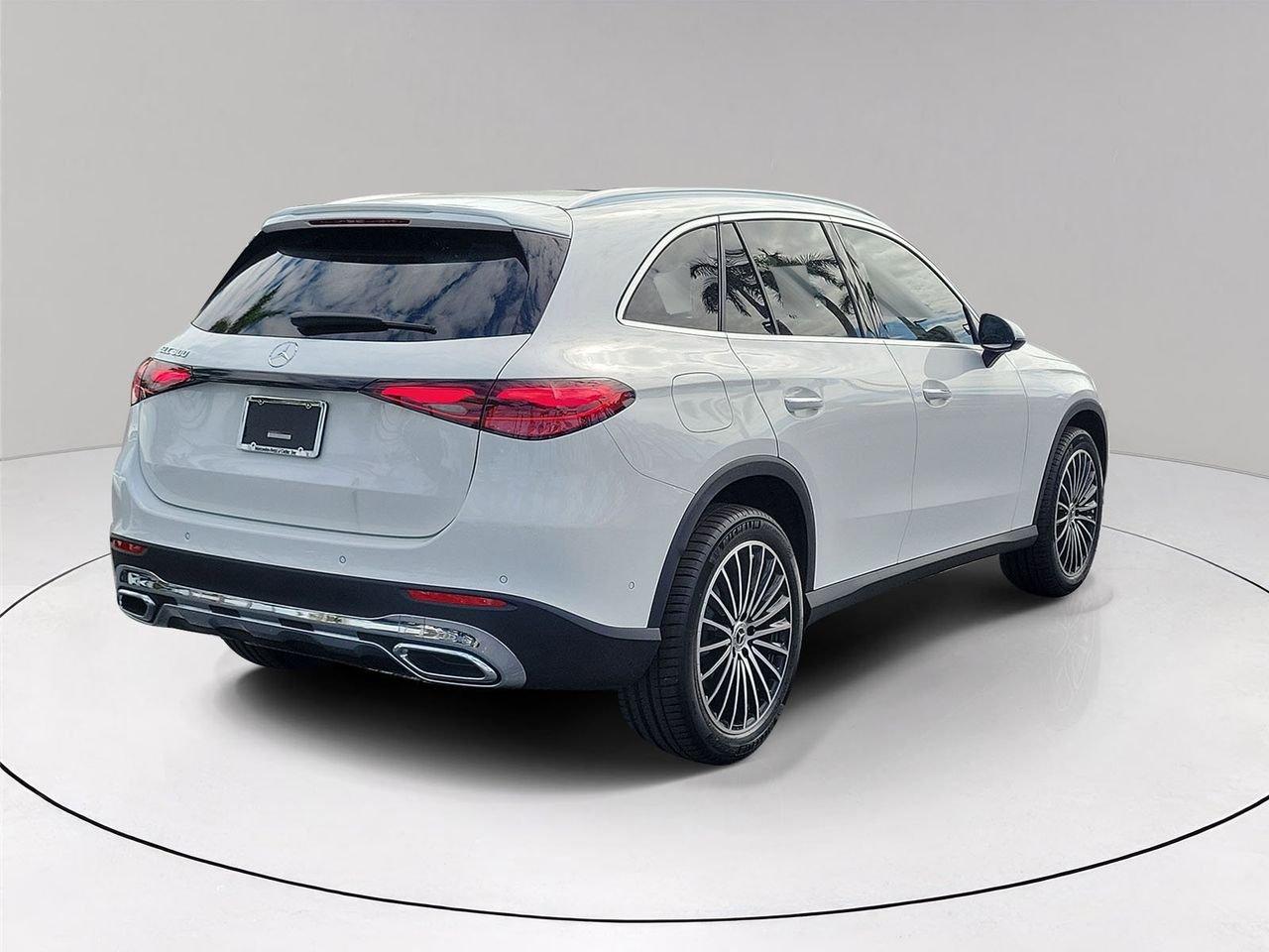 Mercedes-Benz Glc 300 - Thumbnail 7
