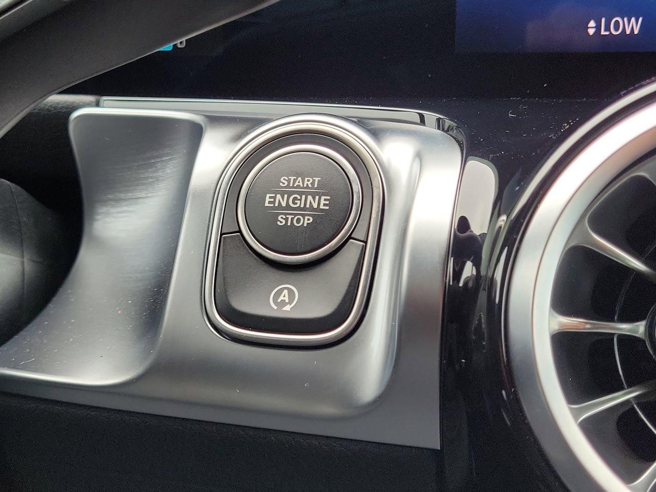 Mercedes-Benz Glb 250 - Thumbnail 19