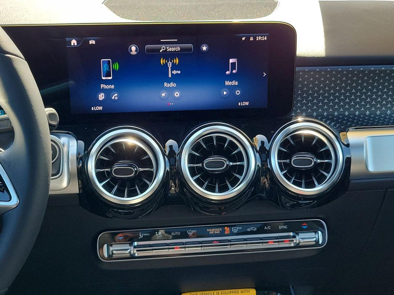 Mercedes-Benz Glb 250 - Thumbnail 16