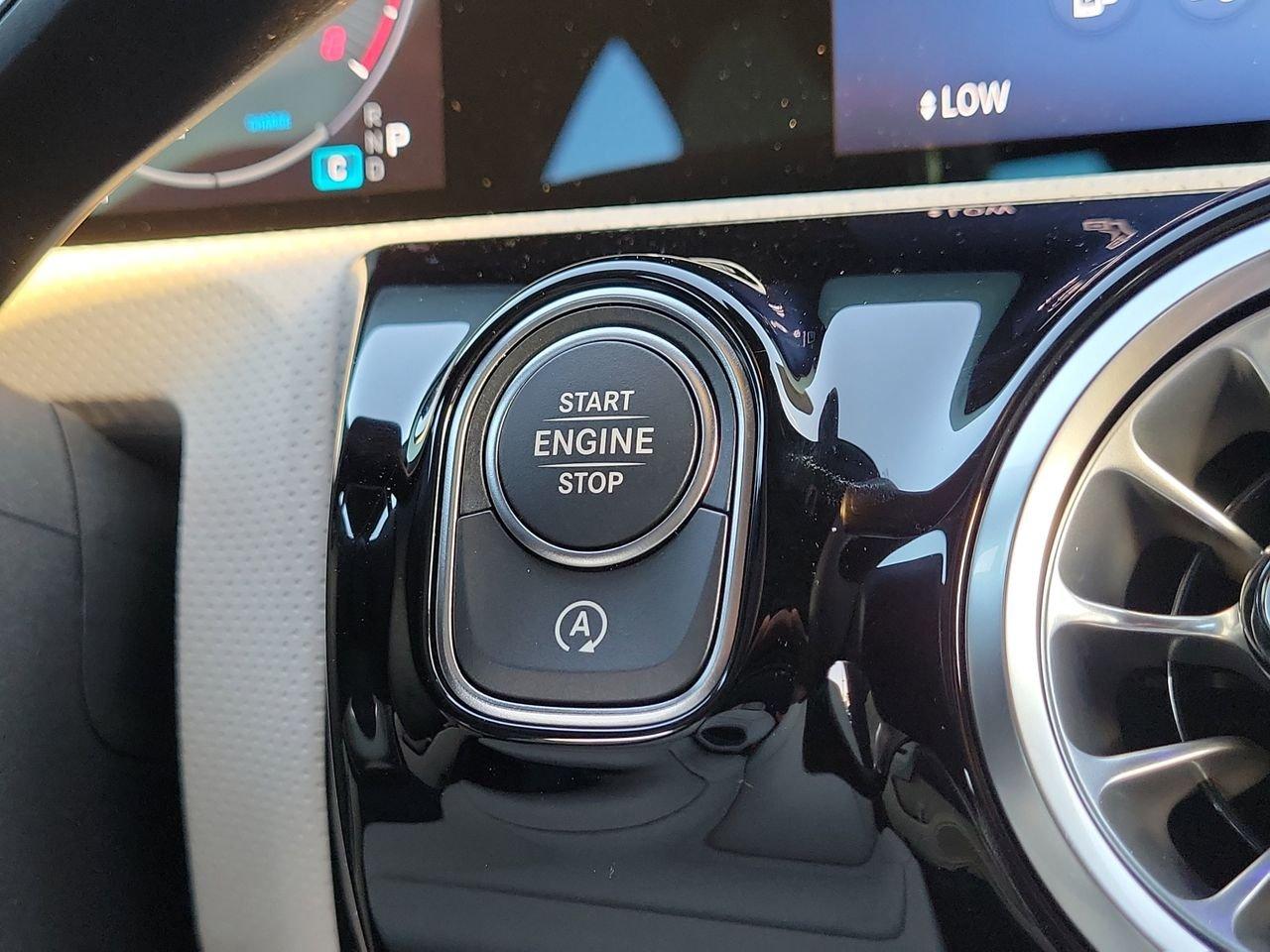 Mercedes-Benz Cla 250 - Thumbnail 18