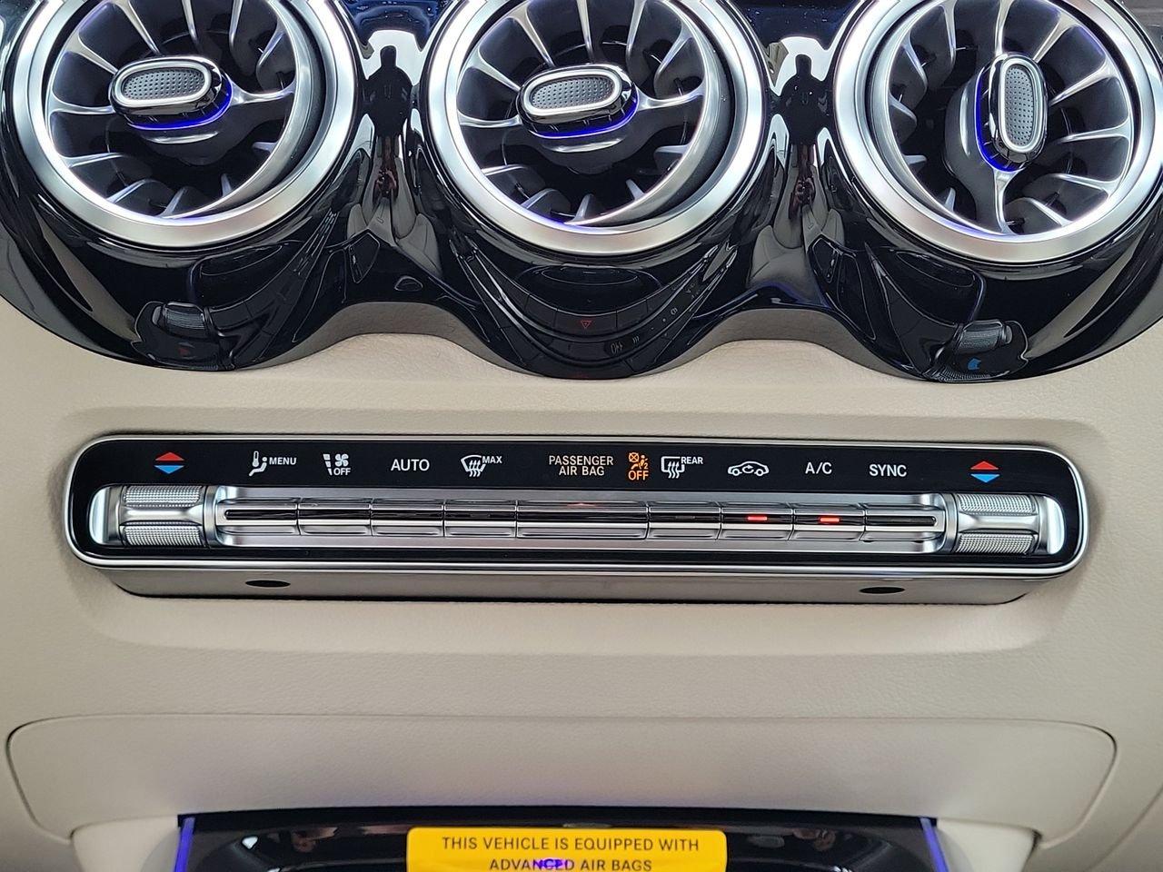 Mercedes-Benz Glb 250 - Thumbnail 19