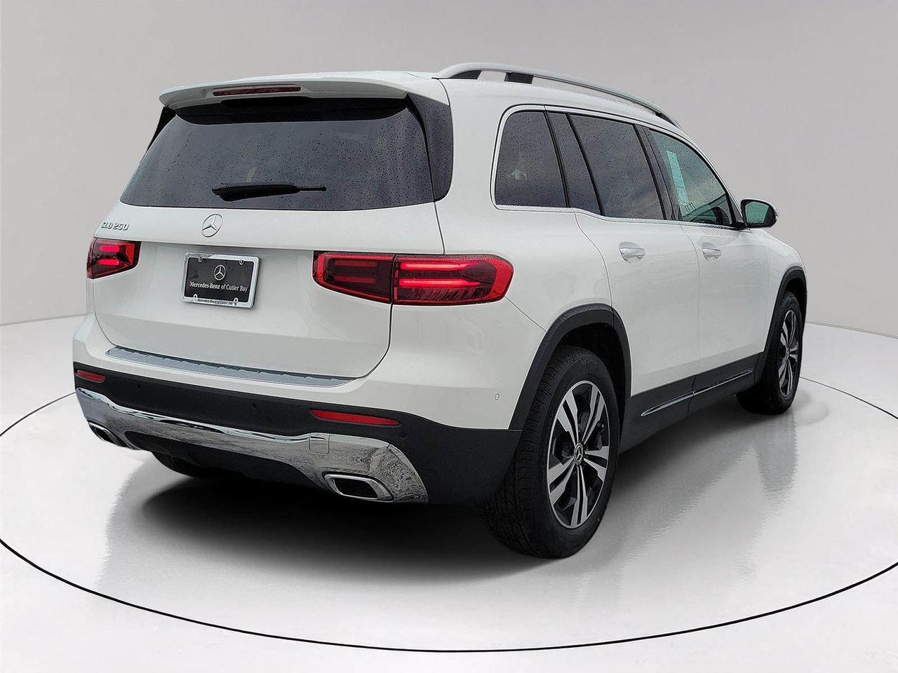 Mercedes-Benz Glb 250 - Thumbnail 7