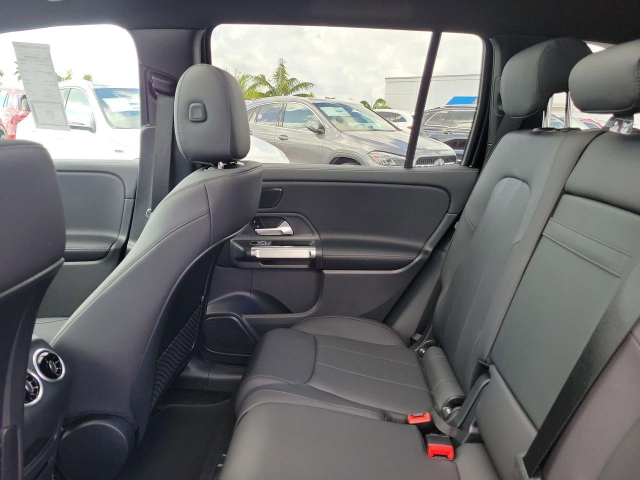 Mercedes-Benz Glb 250 - Thumbnail 12