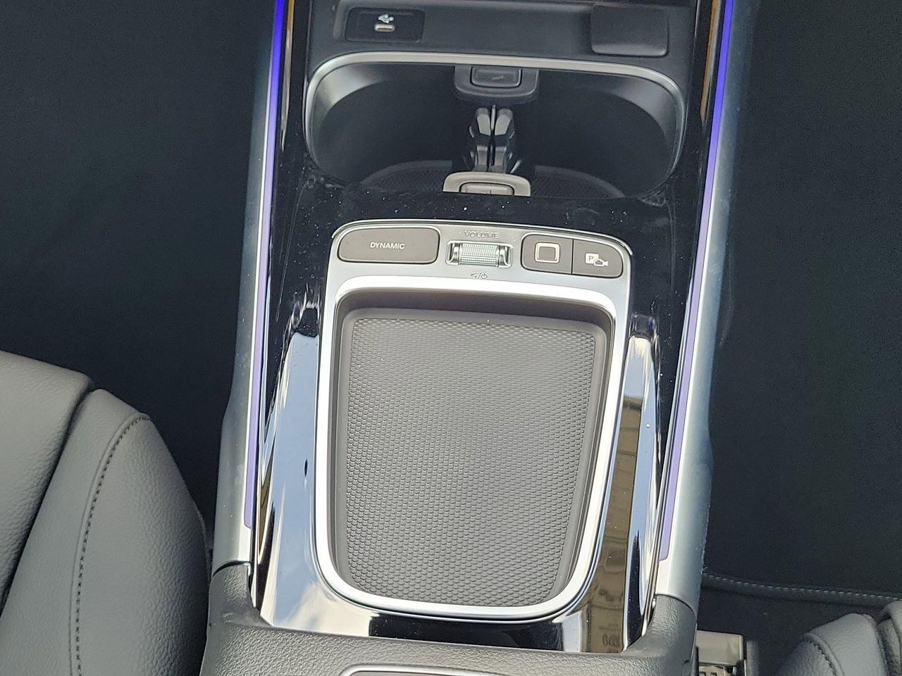 Mercedes-Benz Glb 250 - Thumbnail 18