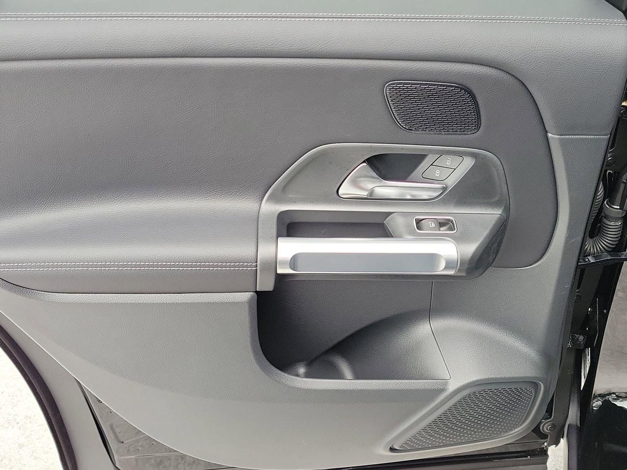 Mercedes-Benz Glb 250 - Thumbnail 12