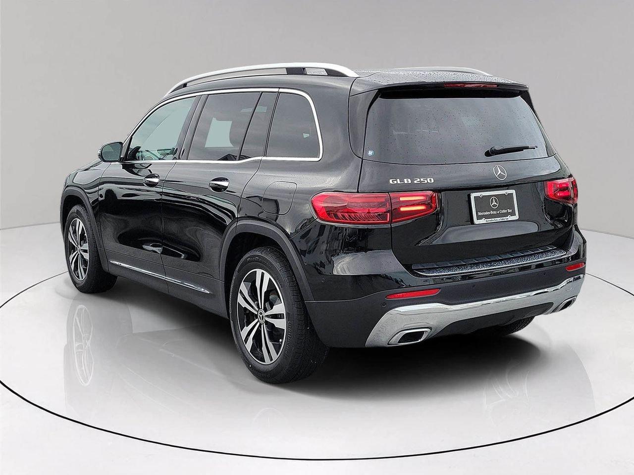 Mercedes-Benz Glb 250 - Thumbnail 5