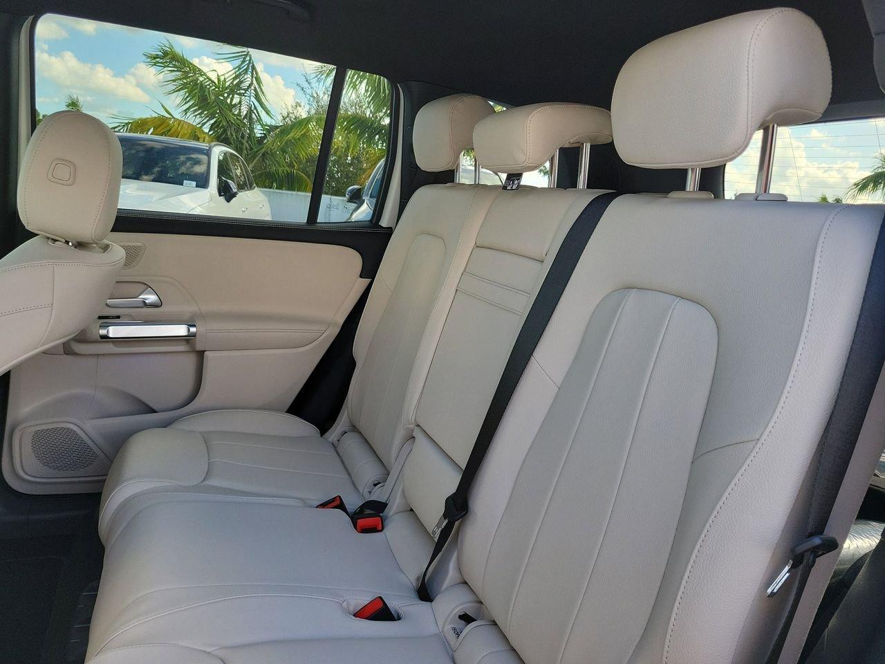 Mercedes-Benz Glb 250 - Thumbnail 14