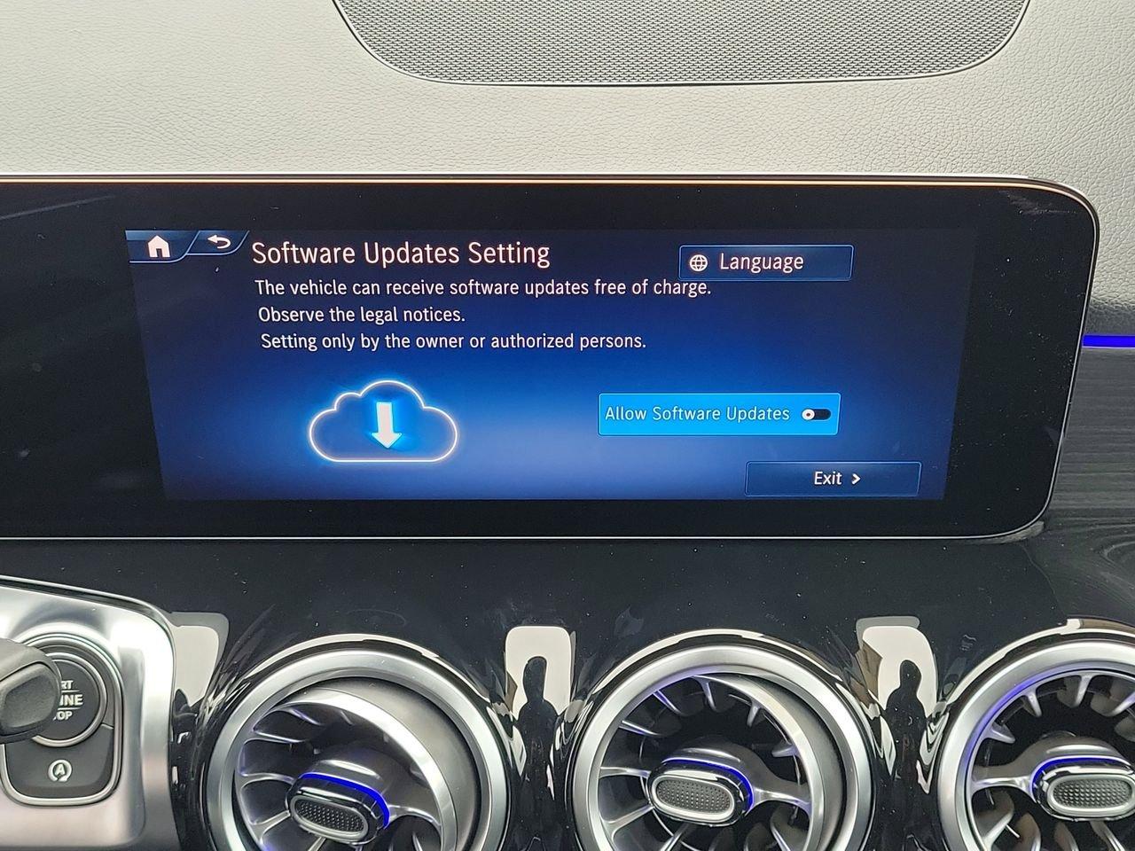 Mercedes-Benz Glb 250 - Thumbnail 18